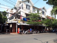 Cần Tuyển Nhân Viên Phục Vụ Quán Nhậu- Gò Vấp Cần Tuyển Nhân Viên Phục Vụ Quán Nhậu- Gò Vấp