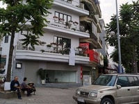 Cho thuê nhà mặt phố khu Hoàn Kiếm, Hà Nội. - Dt 230 m , MT 15m Cho thuê nhà mặt phố khu Hoàn Kiếm, Hà Nội. - Dt 230 m , MT 15m