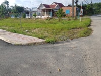Ra gấp 700m2 MT Nguyễn Trung Trực , Long An , Thổ Cư 100% Sổ Hồng Ra gấp 700m2 MT Nguyễn Trung Trực , Long An , Thổ Cư 100% Sổ Hồng