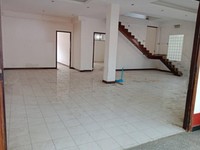 Cho thuê 1.600m2 tại Thủ Đức làm công ty, kho xưởng, trường học,... Cho thuê 1.600m2 tại Thủ Đức làm công ty, kho xưởng, trường học,...