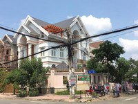 Biệt Thự Góc 2MT rộng nhất Khu Tên Lửa, nội thất đẹp, DT 20x22m Biệt Thự Góc 2MT rộng nhất Khu Tên Lửa, nội thất đẹp, DT 20x22m