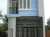 Cần tiền bán gấp nhà 1 trệt 1 lầu sổ hồng riêng, thổ cư 100% mặt tiền Cần tiền bán gấp nhà 1 trệt 1 lầu sổ hồng riêng, thổ cư 100% mặt tiền