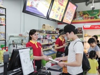 Cần Tuyển gấp nhân viên nam nữ thu ngân cho siêu thị Mini Cần Tuyển gấp nhân viên nam nữ thu ngân cho siêu thị Mini