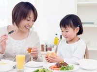 Tìm gấp 1 người giữ trẻ một người giúp việc nhà 1 người chăm nom cụ bà Tìm gấp 1 người giữ trẻ một người giúp việc nhà 1 người chăm nom cụ bà