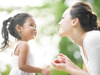 Nhà cần tìm 1 người giữ em bé 1 người giúp việc nhà 1 người chăm bà Nhà cần tìm 1 người giữ em bé 1 người giúp việc nhà 1 người chăm bà
