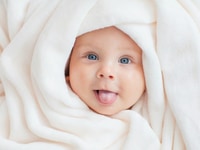 Nhà cần tìm 1 người giữ trẻ 1 người giúp việc nhà 1 người chăm bà Nhà cần tìm 1 người giữ trẻ 1 người giúp việc nhà 1 người chăm bà