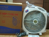 Quạt hộp Vinawind sải cánh 30cm mới tinh Quạt hộp Vinawind sải cánh 30cm mới tinh