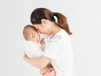 Gia đình cần 1 người giữ em bé 1 người giúp việc nhà 1 người chăm bà Gia đình cần 1 người giữ em bé 1 người giúp việc nhà 1 người chăm bà