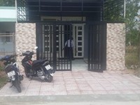 Bán nhà riêng Dt 150m2(5x30)Sát chợ,dân đông.Sổ riêng thổ cư toàn bộ Bán nhà riêng Dt 150m2(5x30)Sát chợ,dân đông.Sổ riêng thổ cư toàn bộ