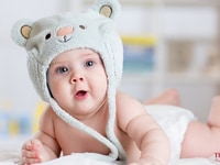 Cần tuyển nhanh 1 giúp việc một giữ trẻ một chăm người già Cần tuyển nhanh 1 giúp việc một giữ trẻ một chăm người già
