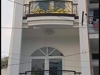 Nhà cho thuê ng căn giá 8 tr/thg đen 20 tr/t.mặt tiền 207 bạch đằng bt Nhà cho thuê ng căn giá 8 tr/thg đen 20 tr/t.mặt tiền 207 bạch đằng bt