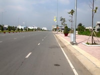 Cần chuyển nhượng lô 5x30m. MT 50m. Sổ hồng, kinh doanh ngay. Cần chuyển nhượng lô 5x30m. MT 50m. Sổ hồng, kinh doanh ngay.