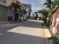 Cần Bán Đất Thổ cư 100% Ngay Ngãy Tư Ga Quận 12 DT 5x30m, hẻm xe hơi Cần Bán Đất Thổ cư 100% Ngay Ngãy Tư Ga Quận 12 DT 5x30m, hẻm xe hơi