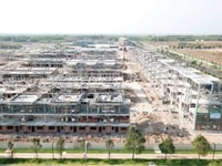 Bán gấp Villa xây sẵn KĐT Swan Nhơn Trạch Đồng Nai, 350m2, giá 4 tỷ Bán gấp Villa xây sẵn KĐT Swan Nhơn Trạch Đồng Nai, 350m2, giá 4 tỷ