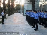 Tuyển dụng trực tiếp 32 bảo vệ nam nữ bao ăn và nhà ở Tuyển dụng trực tiếp 32 bảo vệ nam nữ bao ăn và nhà ở