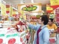 Cần tuyển nhân viên bán hàng tại cửa hàng. Cần tuyển nhân viên bán hàng tại cửa hàng.