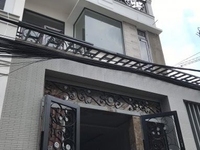 Định Cư Nước Ngoài Bán Gấp Nhà 1Trệt 3 Lầu Giá Chỉ 5,6 tỷ Định Cư Nước Ngoài Bán Gấp Nhà 1Trệt 3 Lầu Giá Chỉ 5,6 tỷ