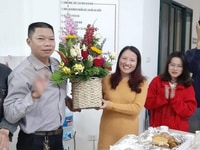 Tuyển gấp 5 NV Kinh Doanh, 10tr/Tháng, Đi Làm Ngay. Tuyển gấp 5 NV Kinh Doanh, 10tr/Tháng, Đi Làm Ngay.