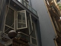 Cho thuê nhà ngõ vĩnh phúc 63m2 x 5 tầng, mt 4,2m kinh doanh văn phòng Cho thuê nhà ngõ vĩnh phúc 63m2 x 5 tầng, mt 4,2m kinh doanh văn phòng