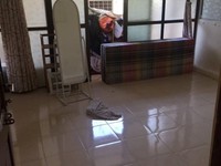 Cho thuê nhà Nguyên Hồng ô tô đỗ cửa, mới sơn lại, ful điều hòa Cho thuê nhà Nguyên Hồng ô tô đỗ cửa, mới sơn lại, ful điều hòa