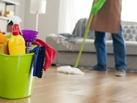 Nhà cần tìm 1 người trông trẻ 1 người giúp việc nhà 1 người chăm bà Nhà cần tìm 1 người trông trẻ 1 người giúp việc nhà 1 người chăm bà
