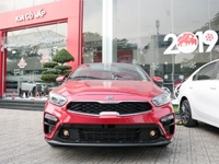 KIA Cerato Deluxe (số tự động): 635 Triệu KIA Cerato Deluxe (số tự động): 635 Triệu