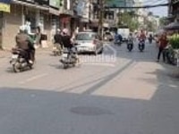 Cần bám nhà mặt phố bờ sông sét trương định, Dt 43m2, Mặt tiền 3,8m,, Cần bám nhà mặt phố bờ sông sét trương định, Dt 43m2, Mặt tiền 3,8m,,