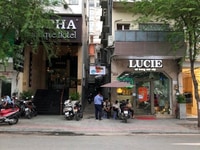 Cho thuê nhà hẻm 202/1 Lê Thánh Tôn ngay Chợ Bến Thành Quận 1. Cho thuê nhà hẻm 202/1 Lê Thánh Tôn ngay Chợ Bến Thành Quận 1.
