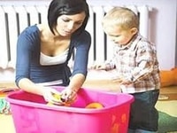 Yêu cầu tìm người chăm sóc em bé Yêu cầu tìm người chăm sóc em bé