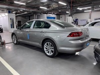 Sedan phân khúc D hướng tới phong cách doanh nhân sang trọng, lịch lãm Sedan phân khúc D hướng tới phong cách doanh nhân sang trọng, lịch lãm