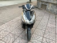 Airblade chính chủ sử dụng màu vàng đen Airblade chính chủ sử dụng màu vàng đen