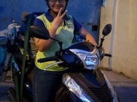 Cần 1 chị làm việc nhà đi làm luôn lương cao Cần 1 chị làm việc nhà đi làm luôn lương cao