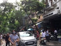 Cần cho thuê cửa hàng mặt phố Bát Đàn(DT: 25m2- MT: 4m- Giá: 25tr/th) Cần cho thuê cửa hàng mặt phố Bát Đàn(DT: 25m2- MT: 4m- Giá: 25tr/th)
