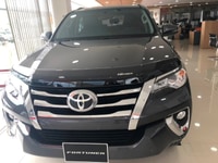 Fortuner 2.4G số tự động máy dầu màu xám lông chuột giao ngay Fortuner 2.4G số tự động máy dầu màu xám lông chuột giao ngay