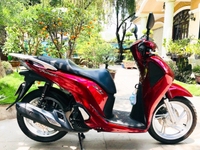Nhà ít đi cần bán xe SHi 150 ABS đời mới còn 99,9% Nhà ít đi cần bán xe SHi 150 ABS đời mới còn 99,9%