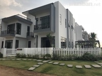 Biệt thự 2 lầu MT Trịnh Như Khuê. 185m2 100%TC SHR Biệt thự 2 lầu MT Trịnh Như Khuê. 185m2 100%TC SHR