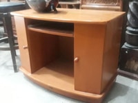 Kệ tivi xoan thanh lý , chiểu dài 90 CM. Kệ tivi xoan thanh lý , chiểu dài 90 CM.