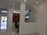 Cần cho thuê biệt thự vị trí đẹp tại KĐT Việt Hưng, Long Biên. 180m Cần cho thuê biệt thự vị trí đẹp tại KĐT Việt Hưng, Long Biên. 180m