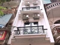 Cho thuê nhà Vạn Phúc, Ba Đình. DT 50m*6 tầng. Mặt tiền 5M, giá 28tr Cho thuê nhà Vạn Phúc, Ba Đình. DT 50m*6 tầng. Mặt tiền 5M, giá 28tr
