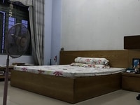 Nhà nguyên căn 5x18 đúc 1T2L 3PN, 3WC, đường rộng 8m, có chỗ để xe hơi Nhà nguyên căn 5x18 đúc 1T2L 3PN, 3WC, đường rộng 8m, có chỗ để xe hơi