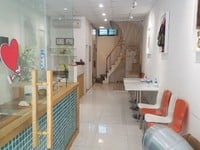 Tôi cần sang nhượng nhà hàng phố Trần Đăng Ninh, 55m2, 5 tầng, mt: 6m Tôi cần sang nhượng nhà hàng phố Trần Đăng Ninh, 55m2, 5 tầng, mt: 6m
