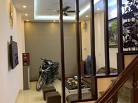 Cho thuê nhà ngõ 120 võ chí công 58m2 x 4 tầng, oto đỗ cửa ở văn phòng Cho thuê nhà ngõ 120 võ chí công 58m2 x 4 tầng, oto đỗ cửa ở văn phòng