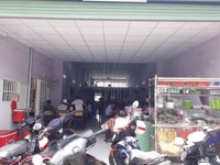 Cần bán nhà mặt tiền đường 30m buôn bán kinh doanh Cần bán nhà mặt tiền đường 30m buôn bán kinh doanh