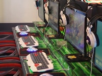 Thanh lý dàn game 15 máy B360, I3 9400F,GTX1060 màn 32' Thanh lý dàn game 15 máy B360, I3 9400F,GTX1060 màn 32'