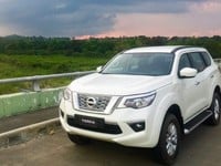 Nissan Terra 7 Chỗ - Nhập Khaaur Nguyên Chiếc Từ Thái Lan -Giảm 90 Tr Nissan Terra 7 Chỗ - Nhập Khaaur Nguyên Chiếc Từ Thái Lan -Giảm 90 Tr
