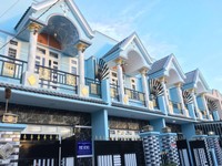 Bán nhà QL50 và chợ Hưng Long, sổ hồng giá 650tr-1ty250tr-1ty550tr/căn Bán nhà QL50 và chợ Hưng Long, sổ hồng giá 650tr-1ty250tr-1ty550tr/căn
