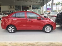 Bán xe Hyundai Grand i10 đỏ có xe sẵn giao Bán xe Hyundai Grand i10 đỏ có xe sẵn giao