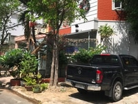 Chủ nhà bán gấp biệt thự mini đường 32b, dt: 160m2, giá: 20.7 tỷ Chủ nhà bán gấp biệt thự mini đường 32b, dt: 160m2, giá: 20.7 tỷ