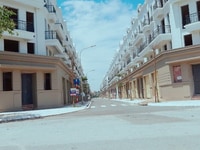 Cần bán lô đất mặt đường 30m chính chủ giá cam kết rẻ nhất Cần bán lô đất mặt đường 30m chính chủ giá cam kết rẻ nhất
