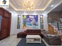 Nhà mới xây 1 trệt 2 lầu gồm có: 01 PK sang trọng, nhà bếp tiện nghi, Nhà mới xây 1 trệt 2 lầu gồm có: 01 PK sang trọng, nhà bếp tiện nghi,